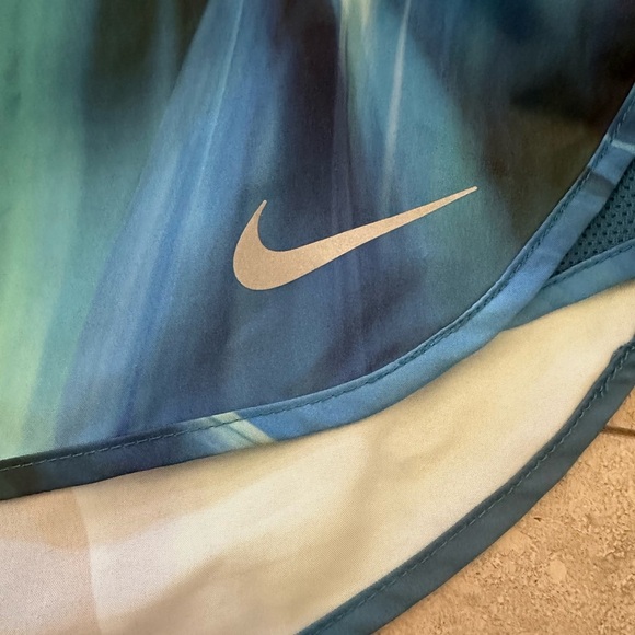 Nike Dri-fit modern tempo running shorts - Picture 3 of 7